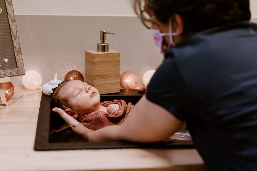 Thalasso Bain Bébé par Calinaissance à Pau avec séance photo