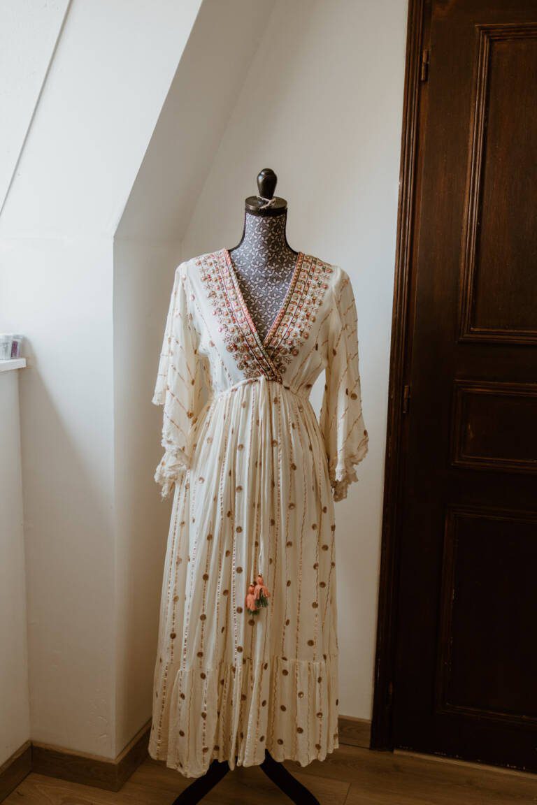 Robes sur buste - web (5 sur 69)
