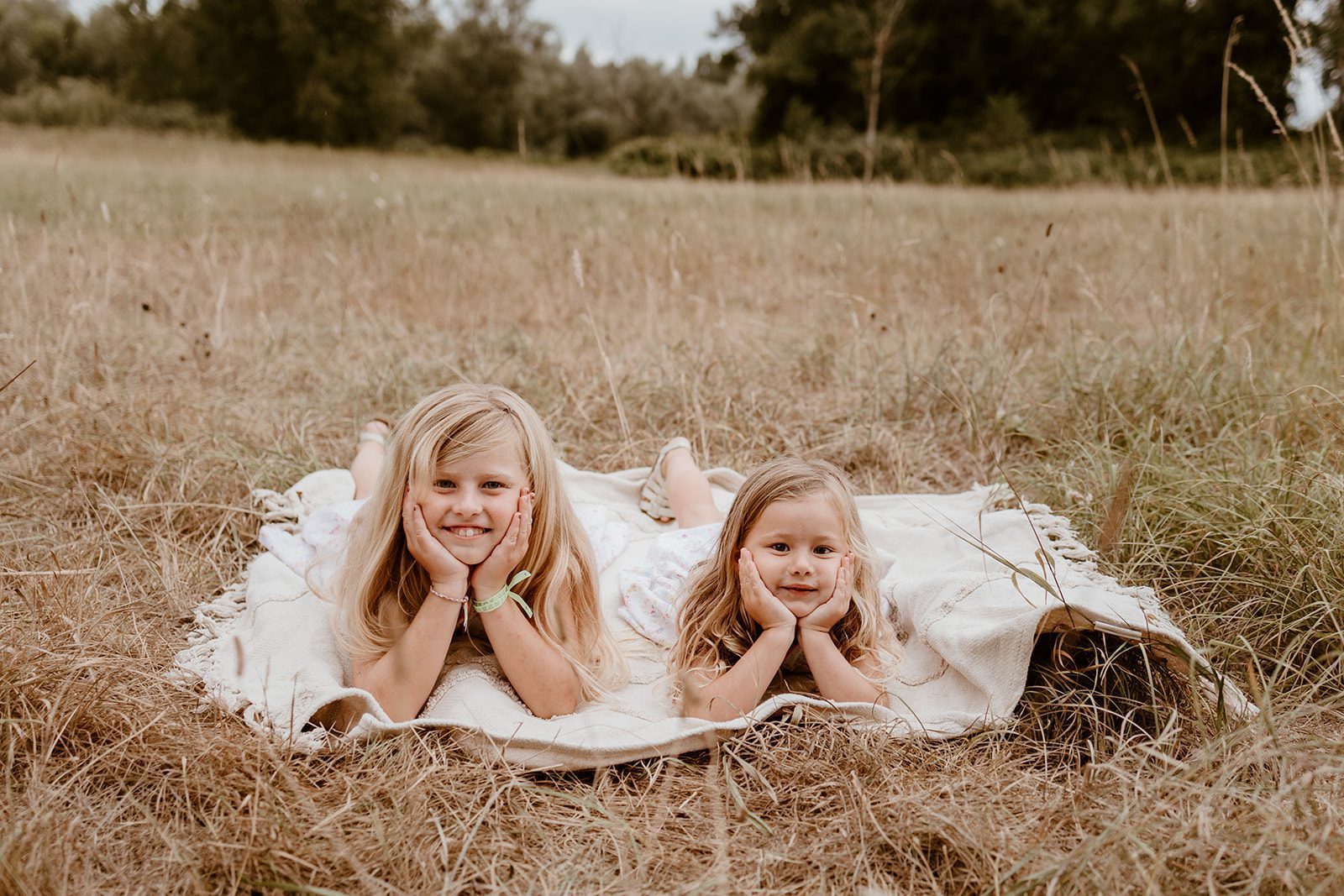 Séance photo entre soeurs à Denguin